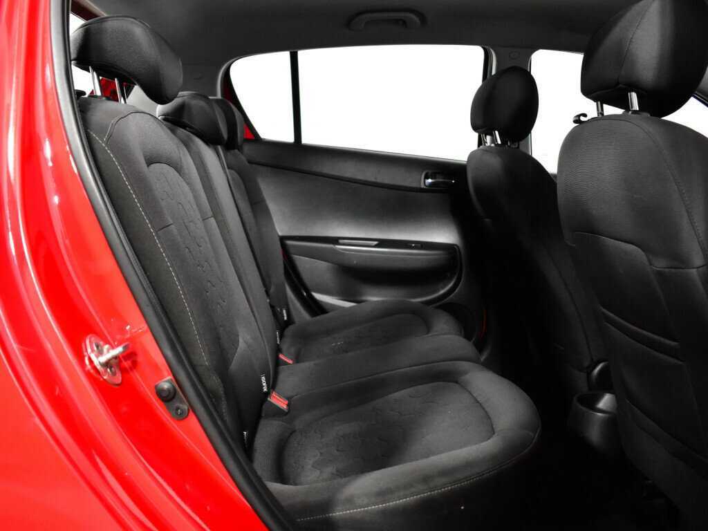 Купить Hyundai i20 с пробегом. Фото: #9