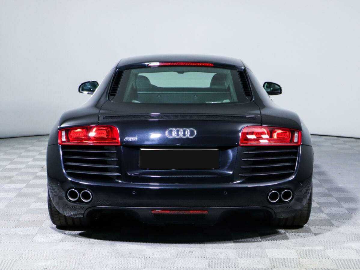 Купить Audi R8 с пробегом. Фото: #5
