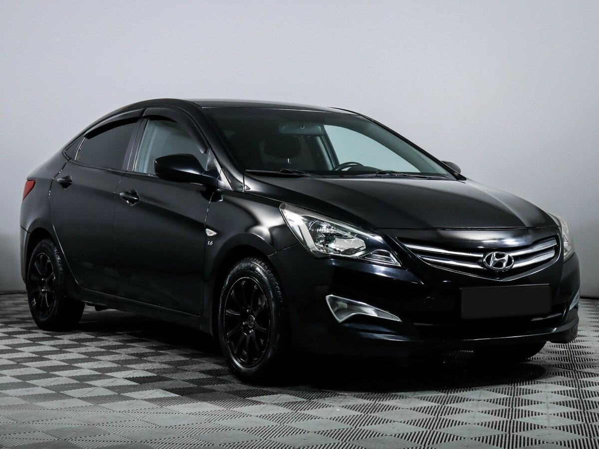 Купить Hyundai Solaris с пробегом. Фото: #2