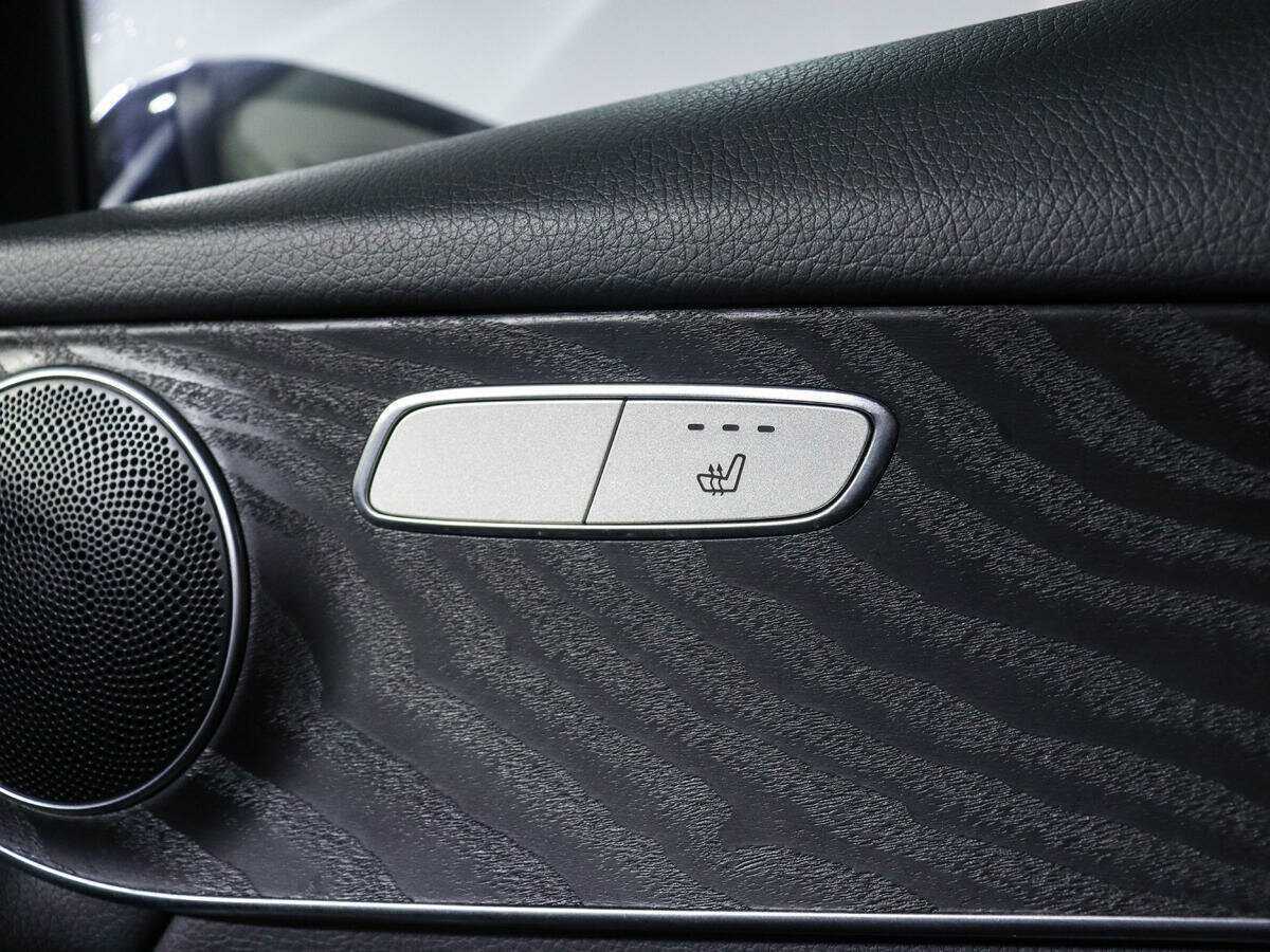 Купить Mercedes-Benz GLC с пробегом. Фото: #22