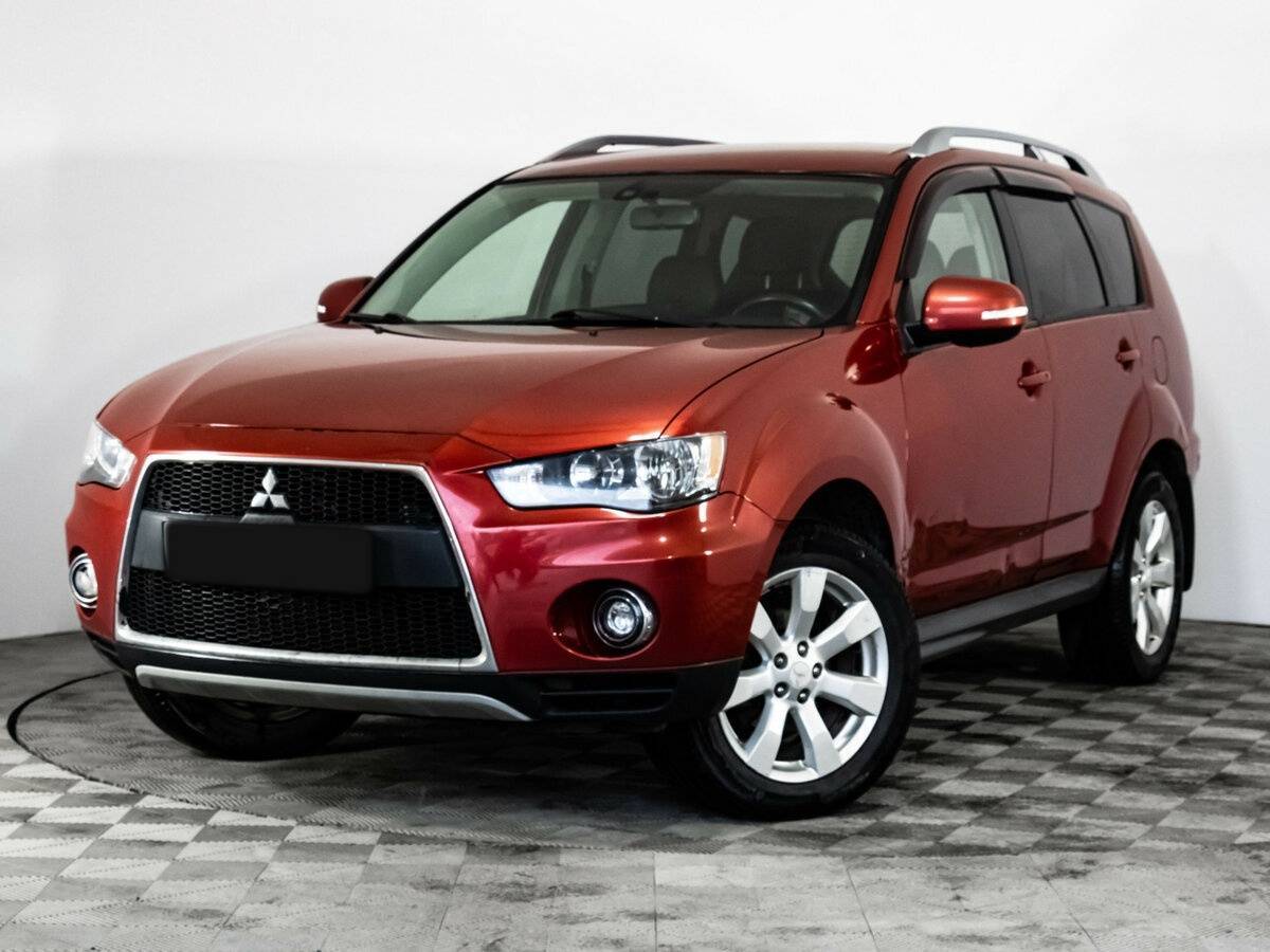 Купить Mitsubishi Outlander с пробегом. Посмотреть фото