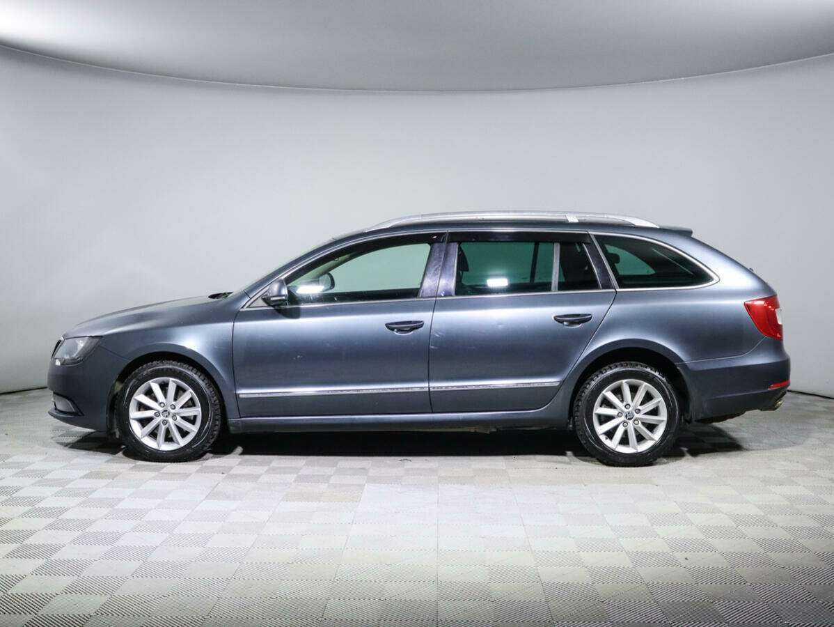 Купить Skoda Superb с пробегом. Фото: #7