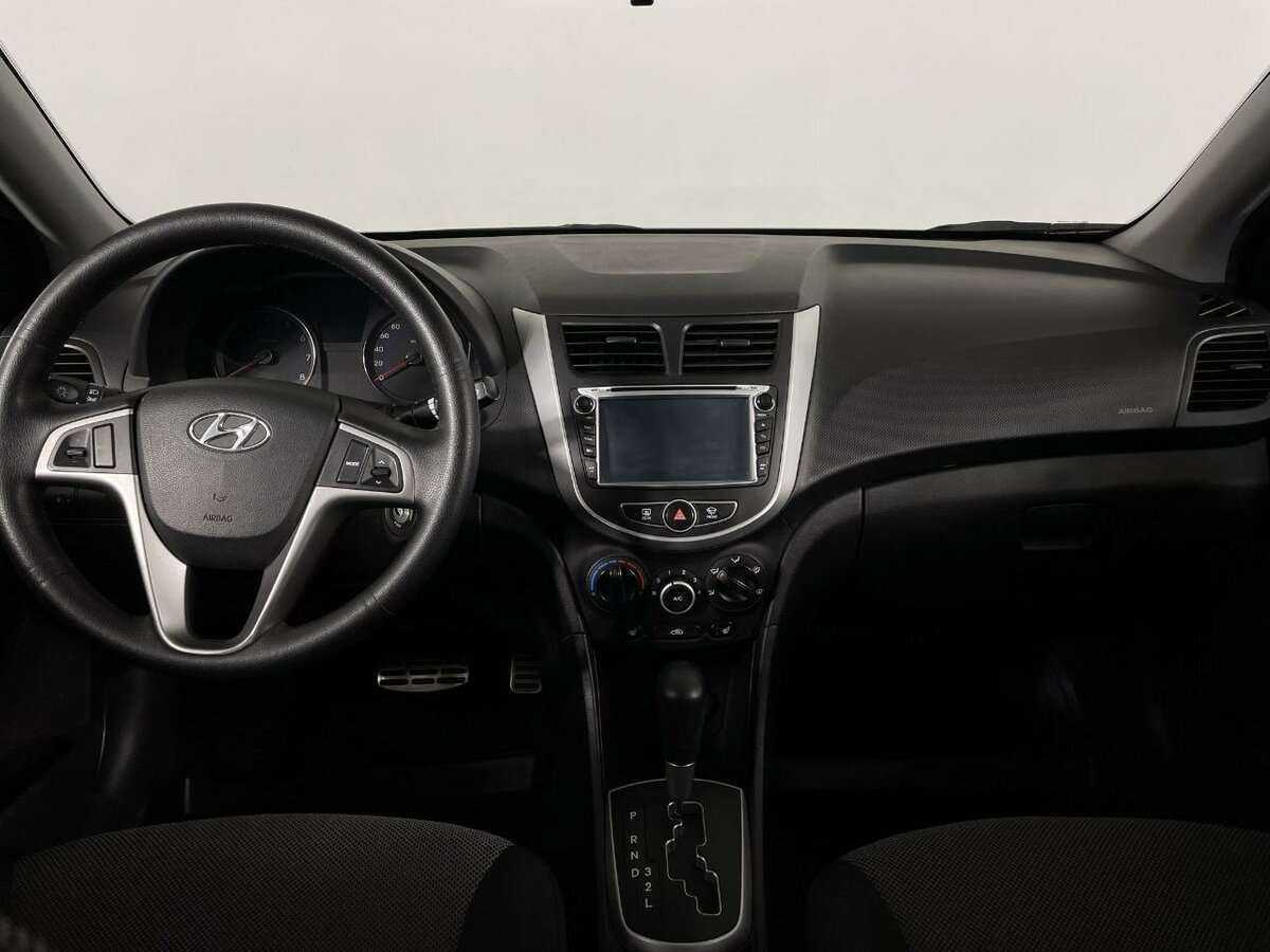 Купить Hyundai Solaris с пробегом. Фото: #6