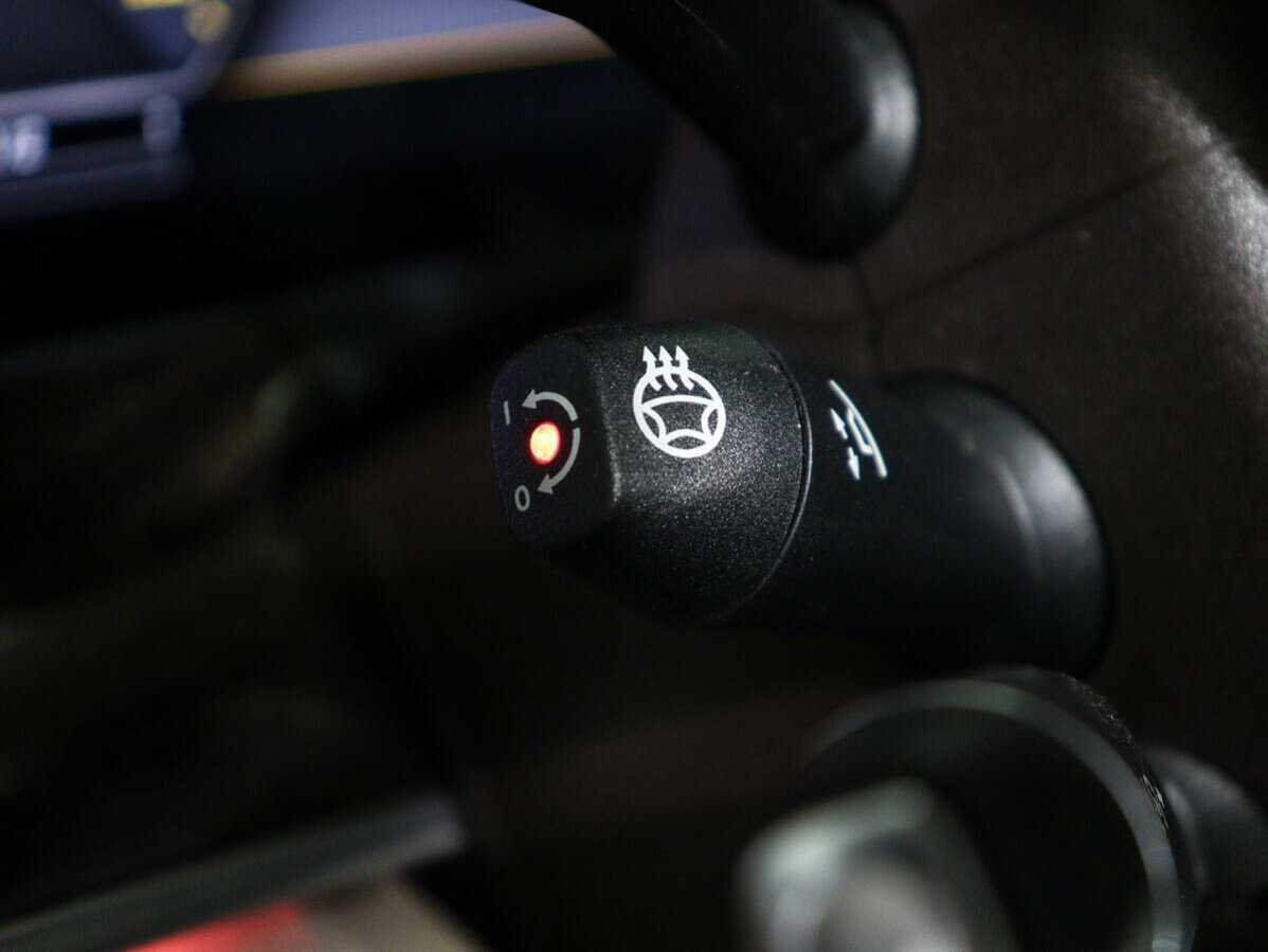 Купить Mercedes-Benz E-Класс с пробегом. Фото: #21