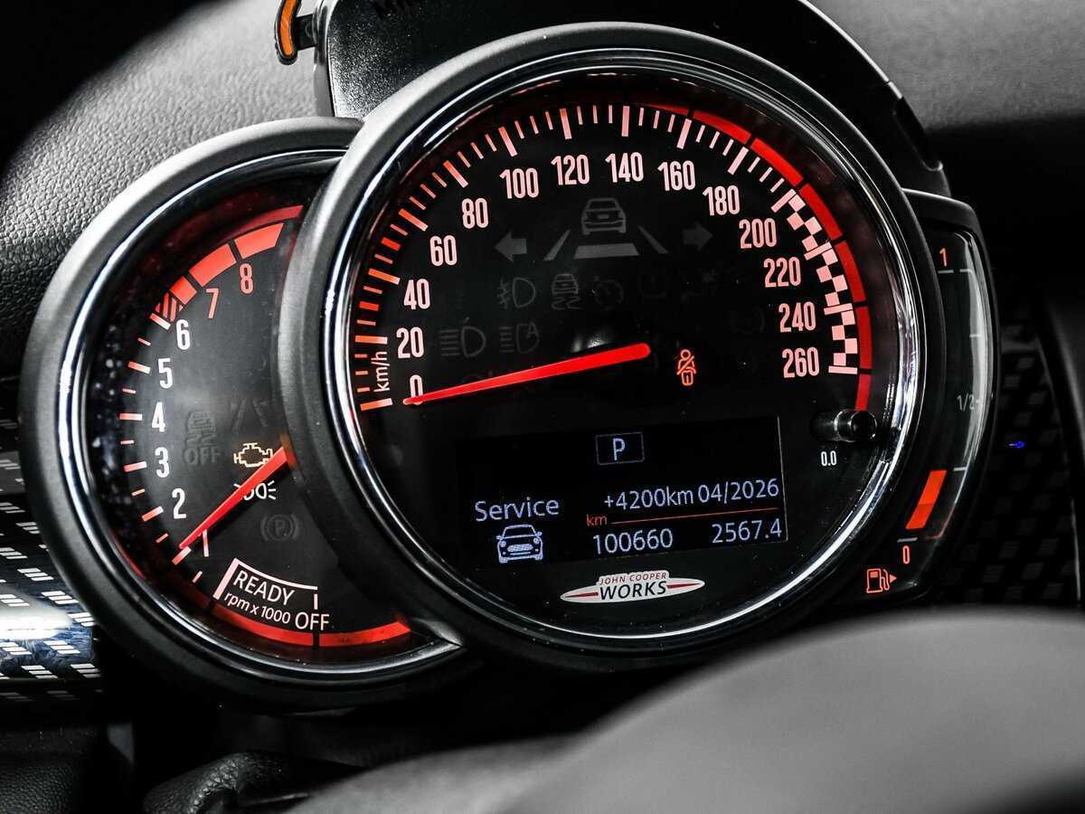 Купить Mini Hatch с пробегом. Фото: #9