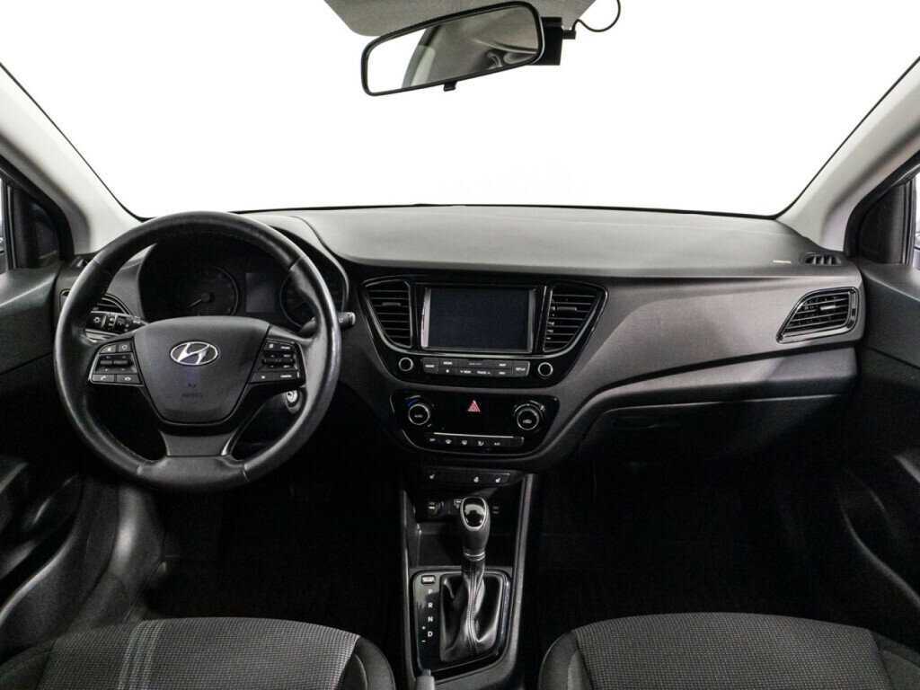Купить Hyundai Solaris с пробегом. Фото: #12