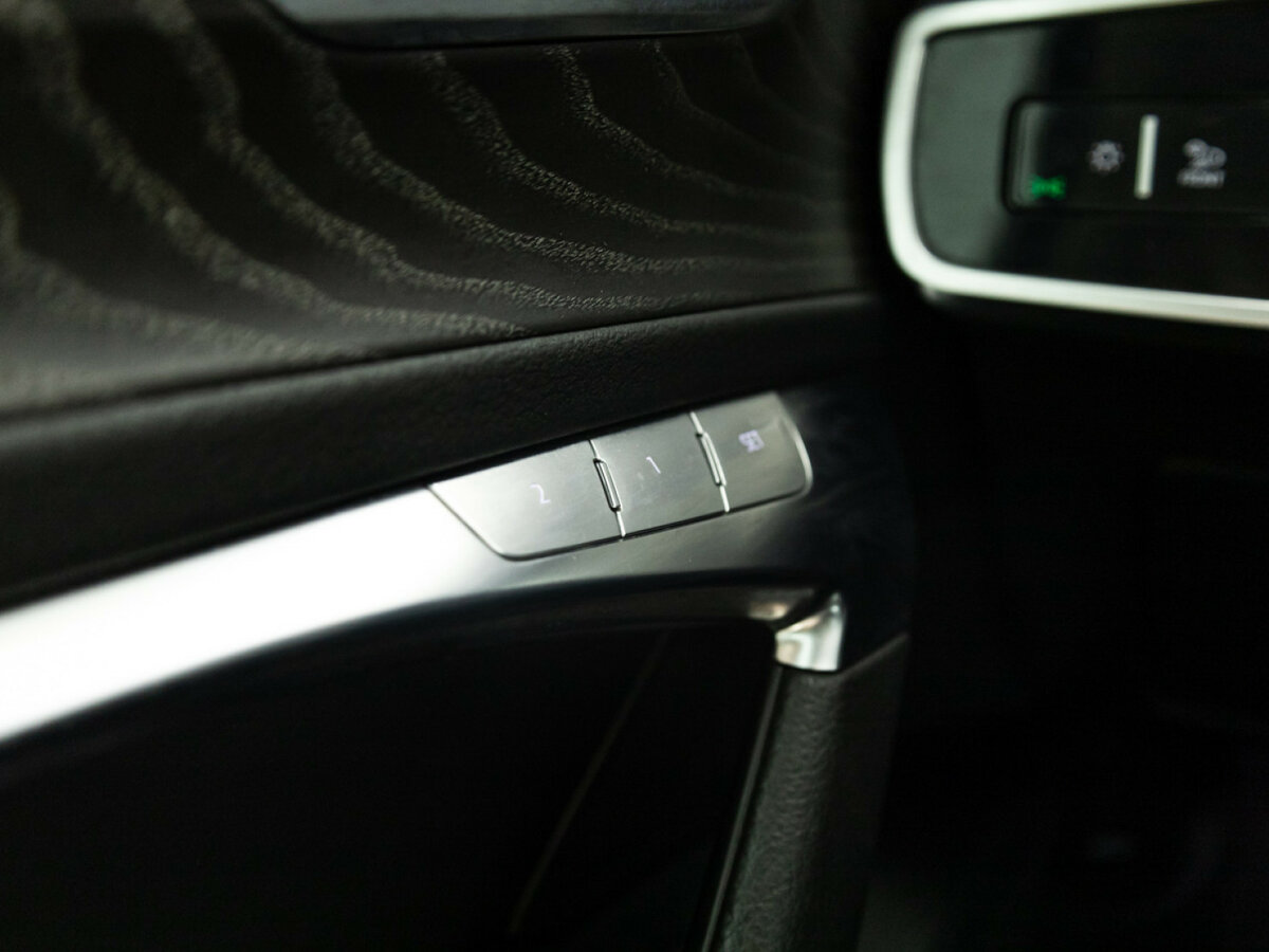 Купить Audi A6 с пробегом. Фото: #15