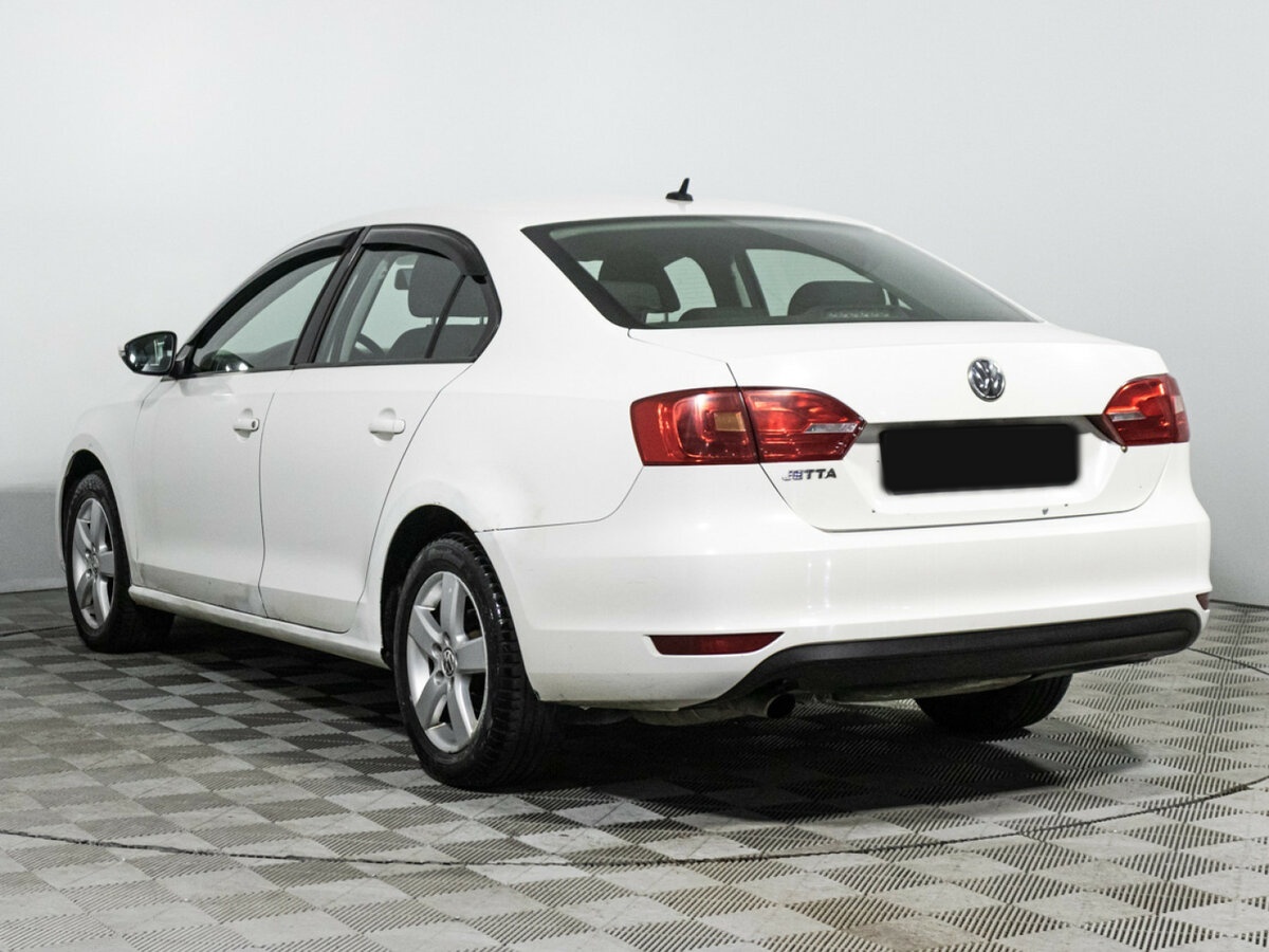 Купить Volkswagen Jetta с пробегом. Фото: #6