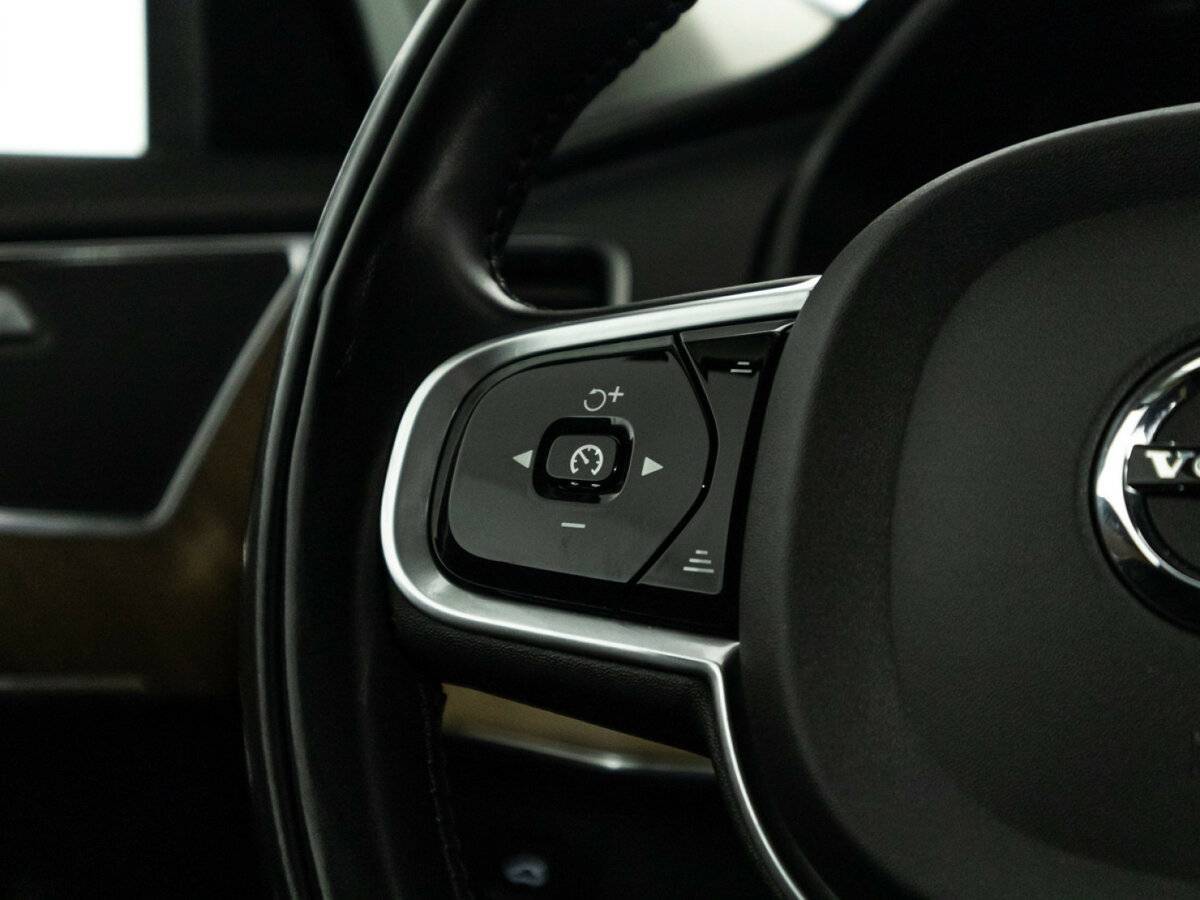Купить Volvo XC90 с пробегом. Фото: #20