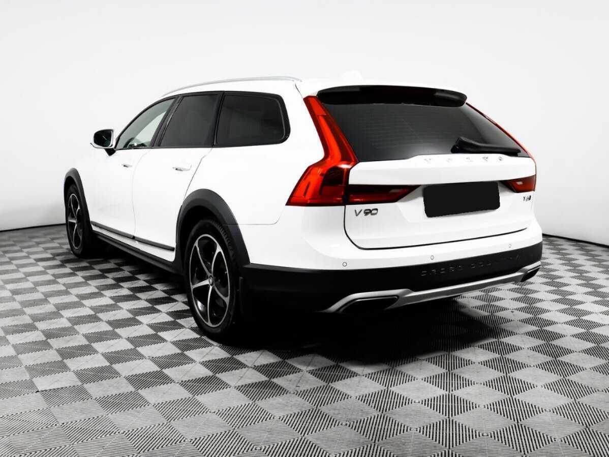 Купить Volvo V90 Cross Country с пробегом. Фото: #6