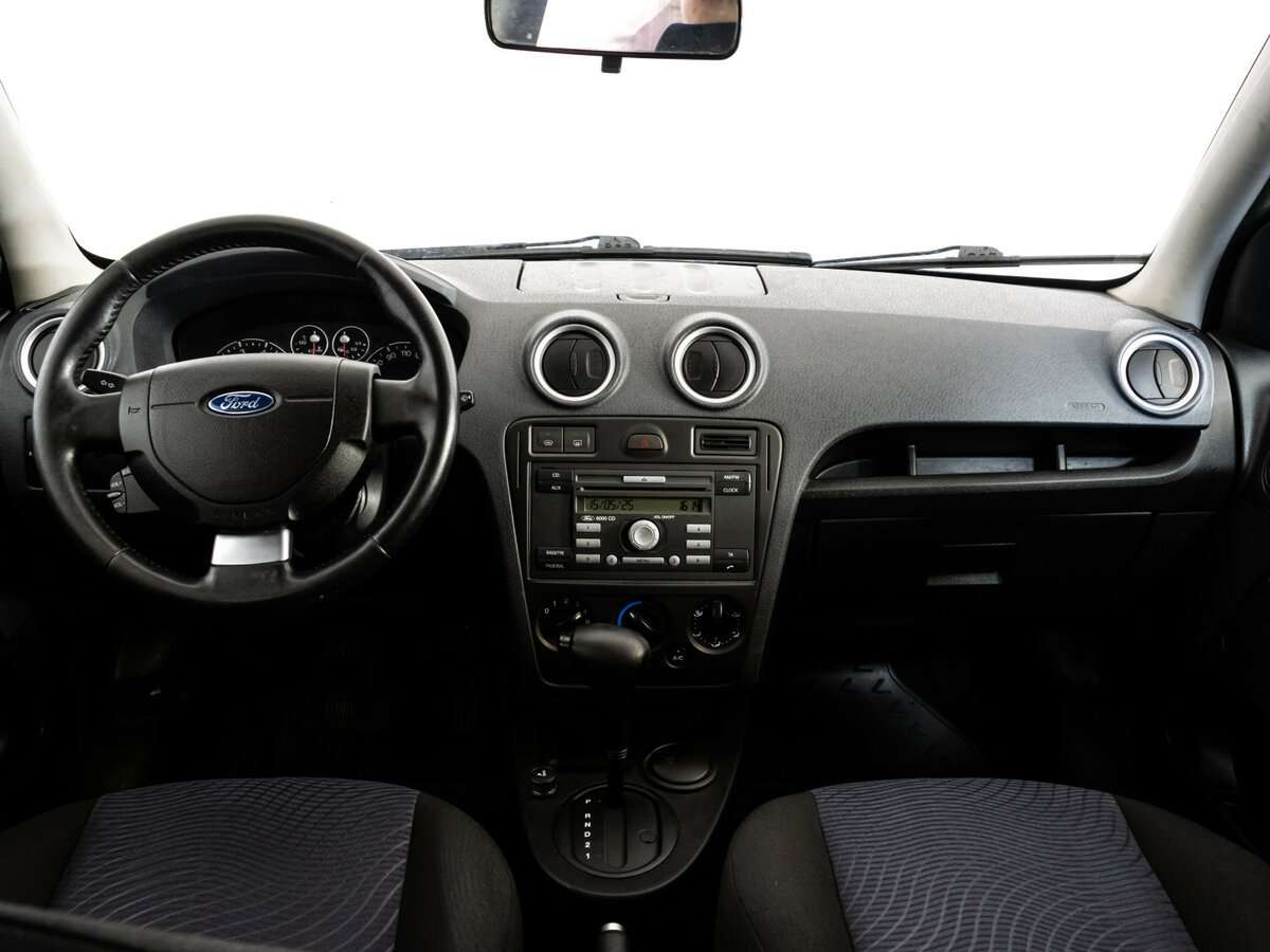 Купить Ford Fusion с пробегом. Фото: #7