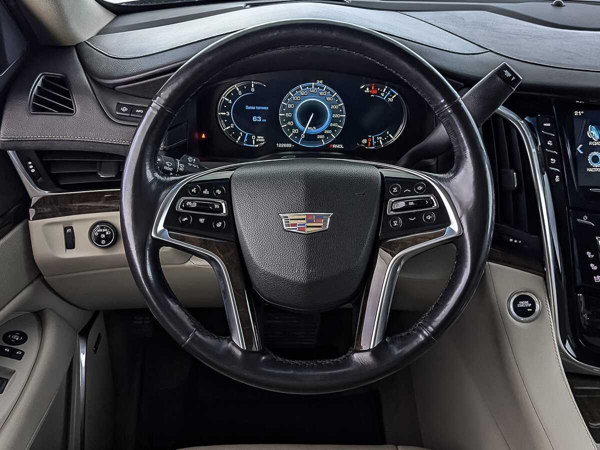 Купить Cadillac Escalade с пробегом. Фото: #21