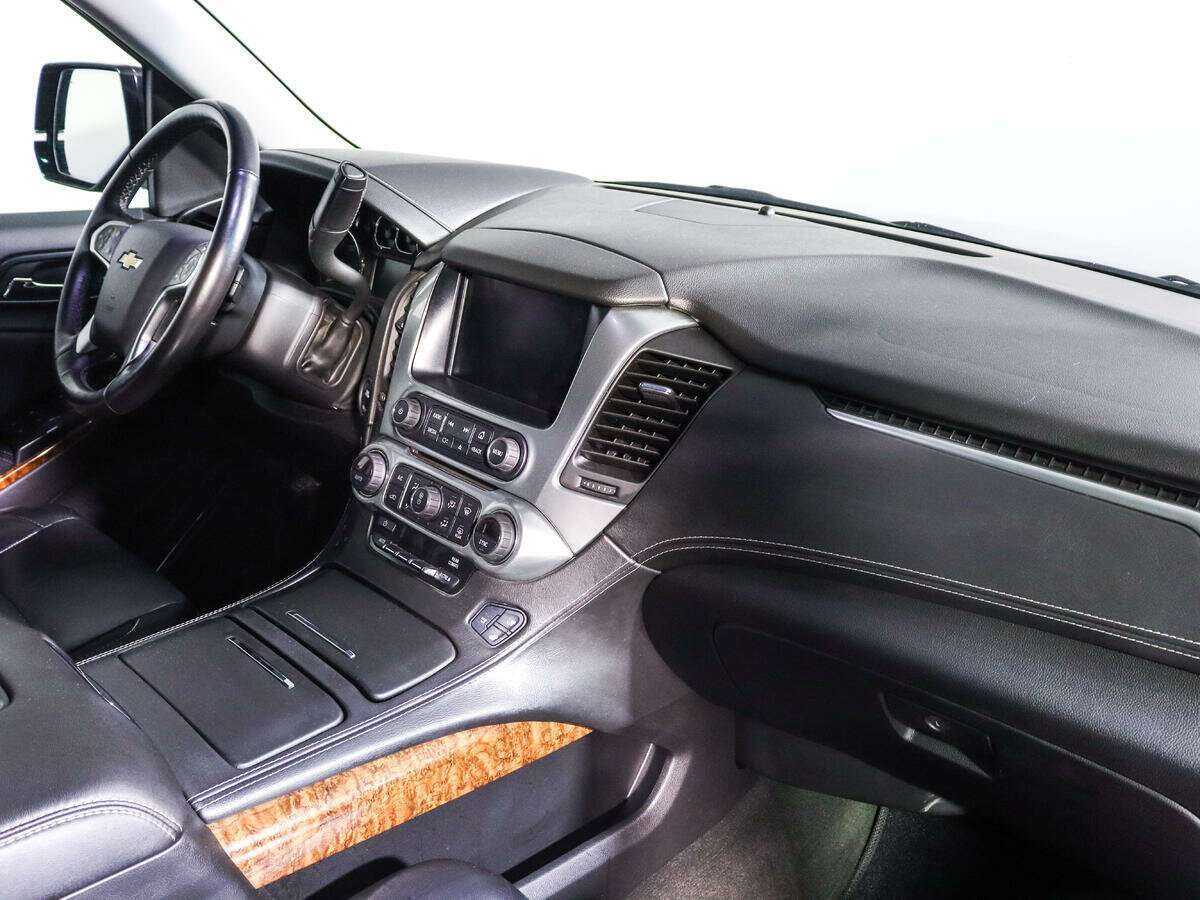 Купить Chevrolet Tahoe с пробегом. Фото: #5