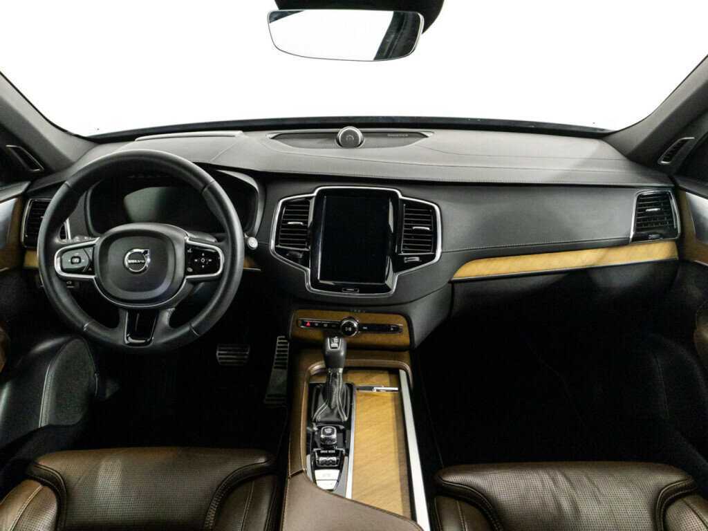Купить Volvo XC90 с пробегом. Фото: #10