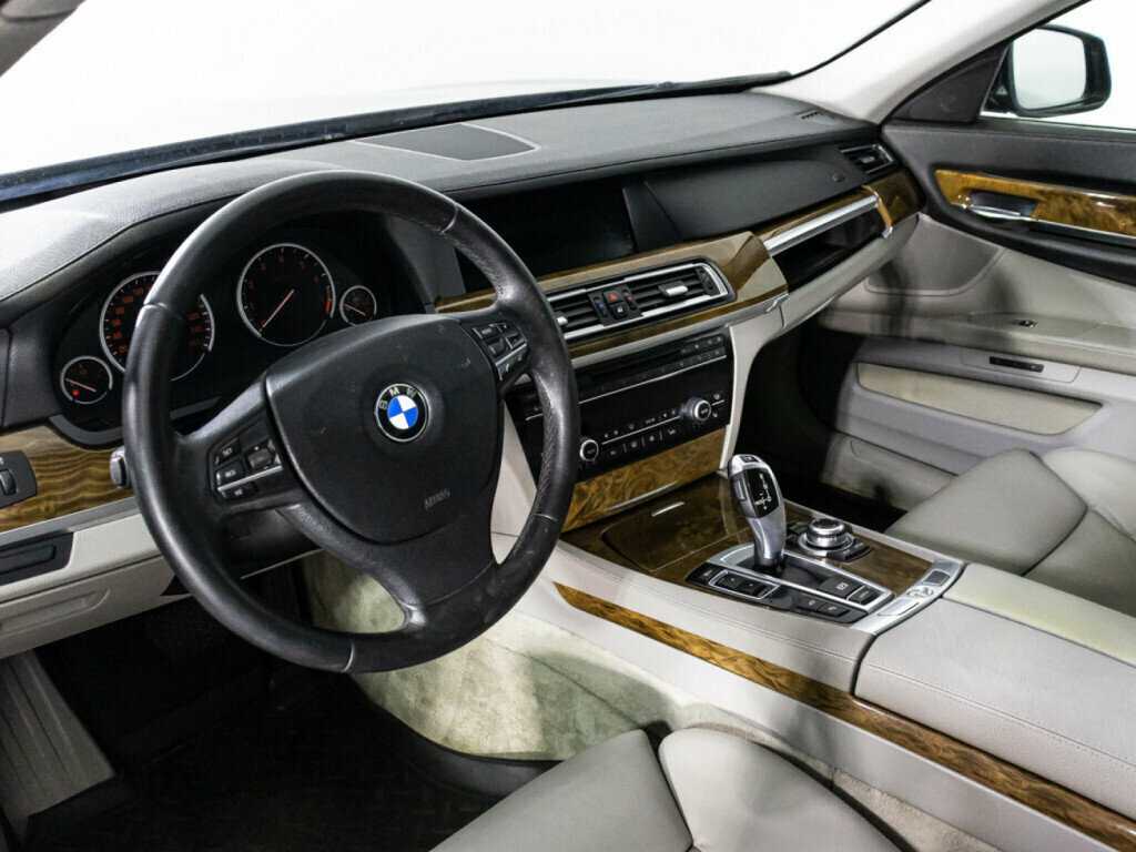 Купить BMW 7 серии с пробегом. Фото: #10