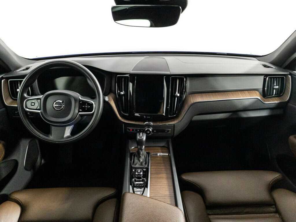 Купить Volvo XC60 с пробегом. Фото: #12
