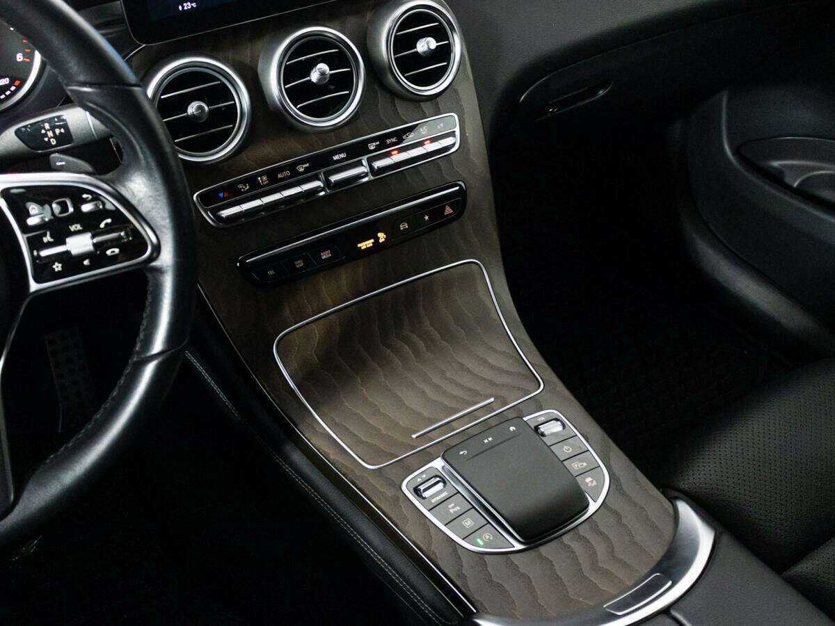 Купить Mercedes-Benz GLC с пробегом. Фото: #16