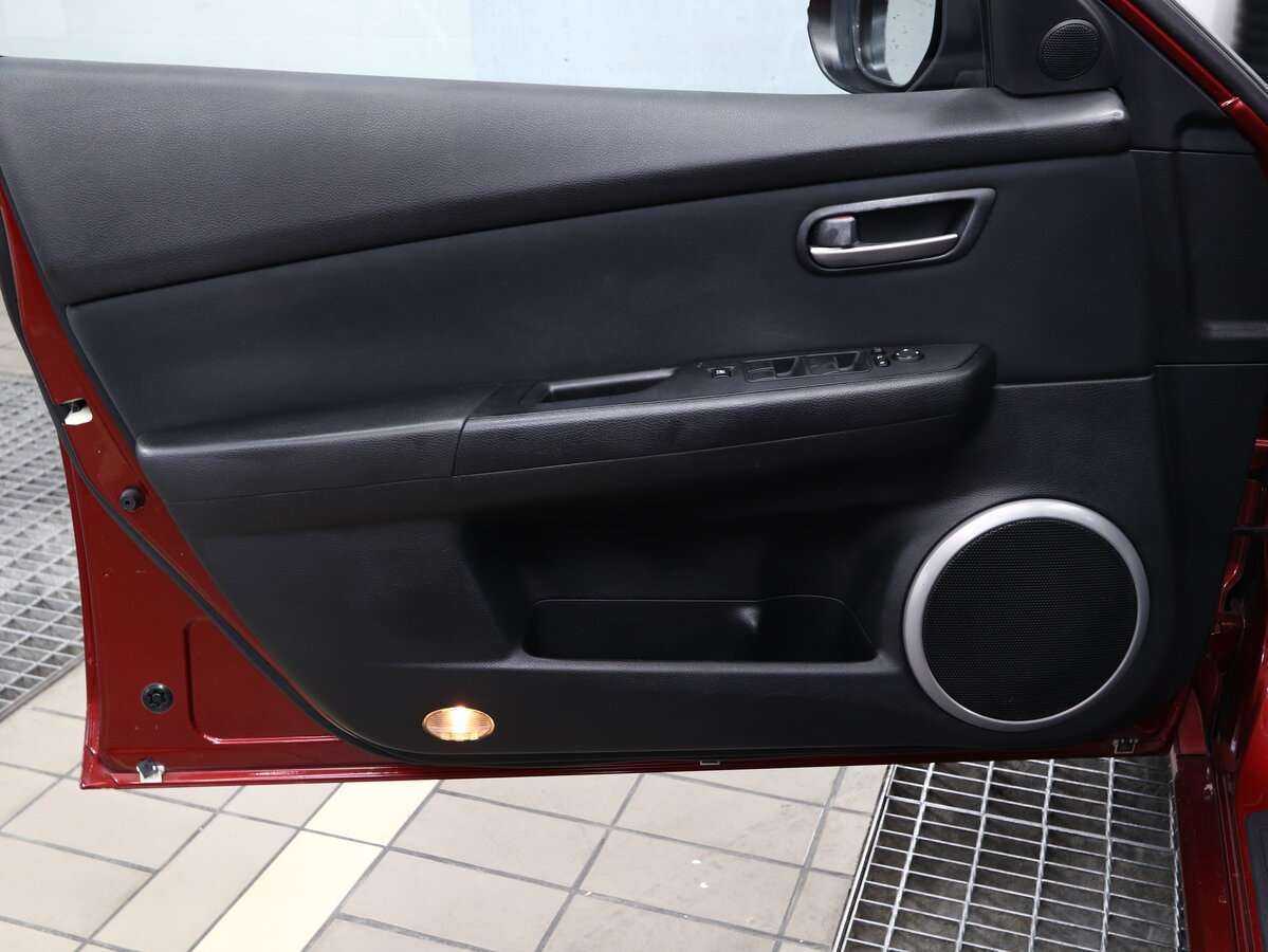 Купить Mazda 6 с пробегом. Фото: #7