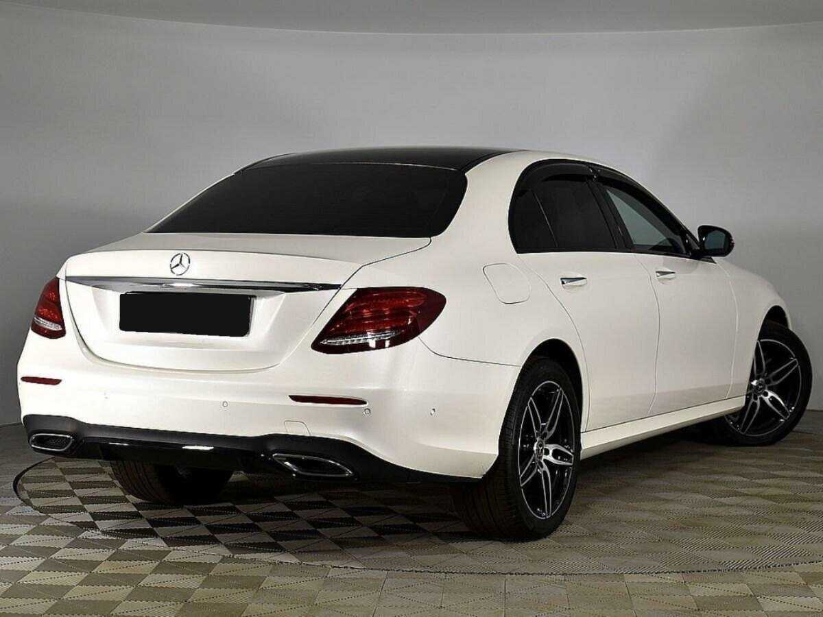Купить Mercedes-Benz E-Класс с пробегом. Фото: #1