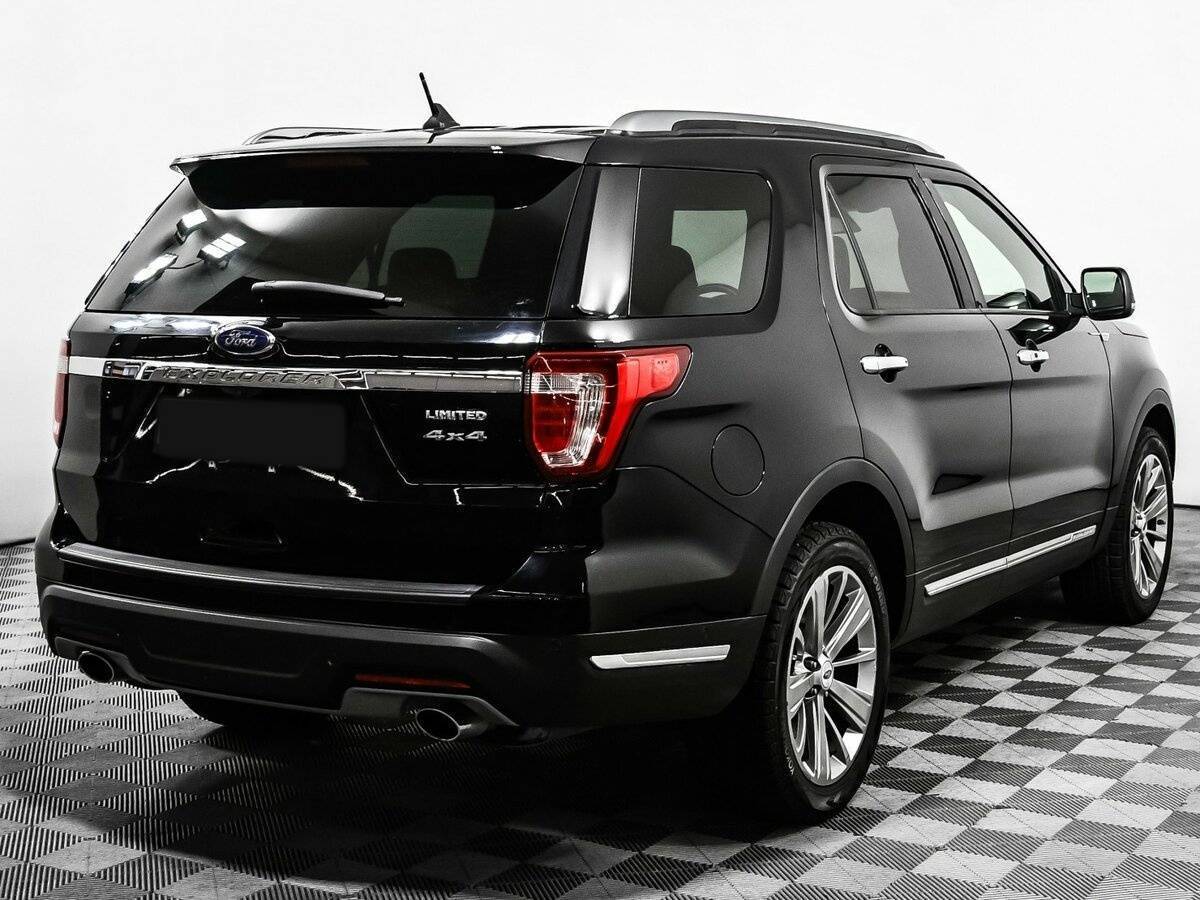 Купить Ford Explorer с пробегом. Фото: #4