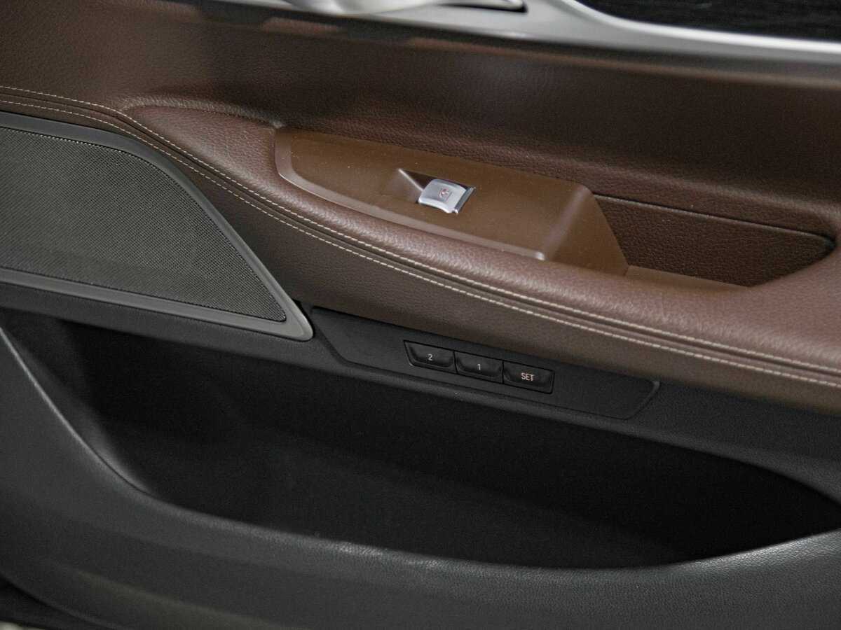 Купить BMW 7 серии с пробегом. Фото: #20
