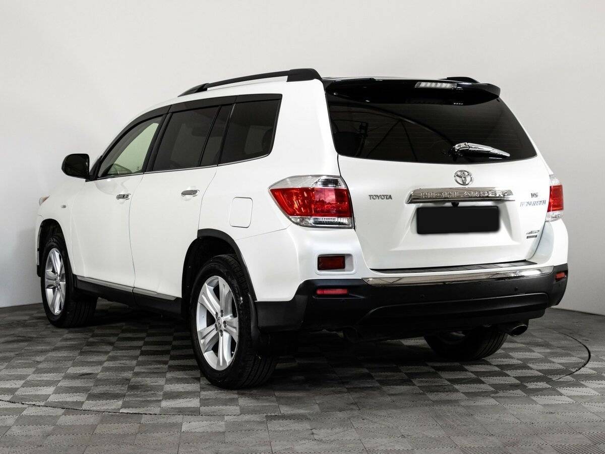 Купить Toyota Highlander с пробегом. Фото: #6