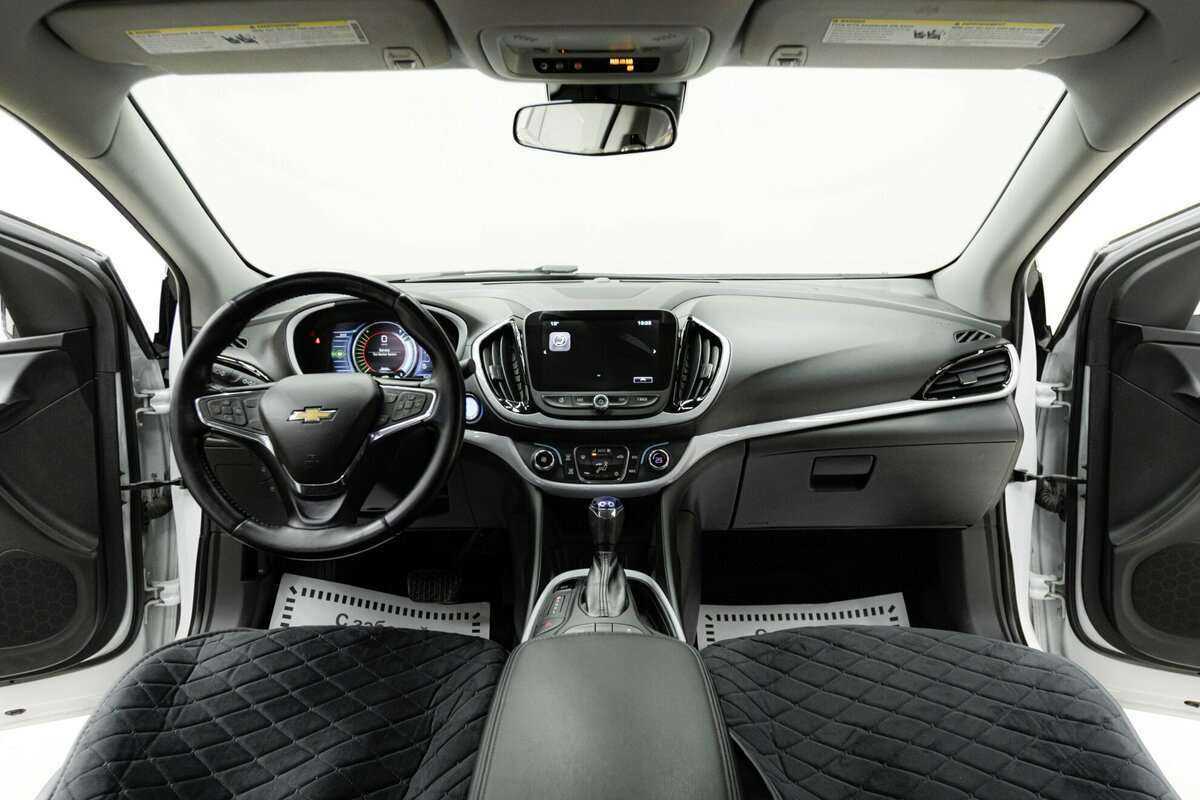 Купить Chevrolet Volt с пробегом. Фото: #8