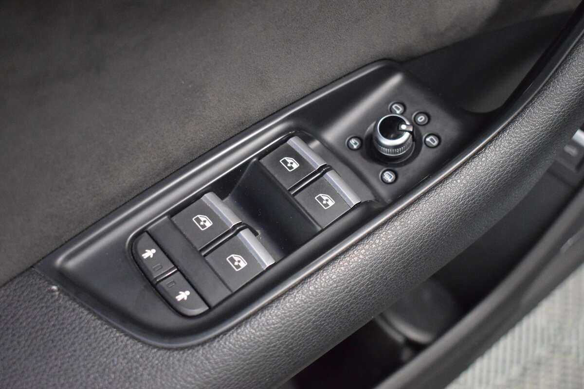 Купить Audi Q7 с пробегом. Фото: #8