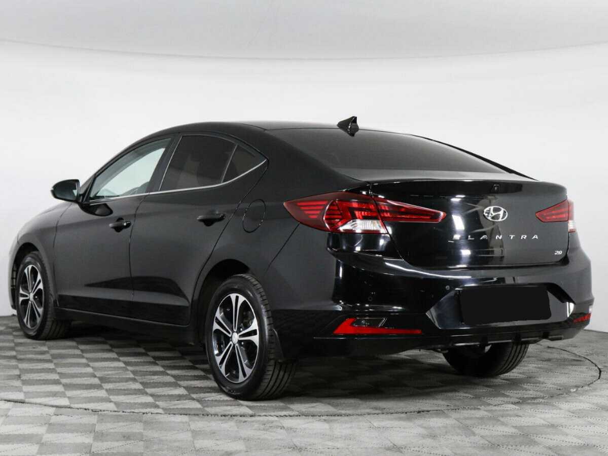 Купить Hyundai Elantra с пробегом. Фото: #6