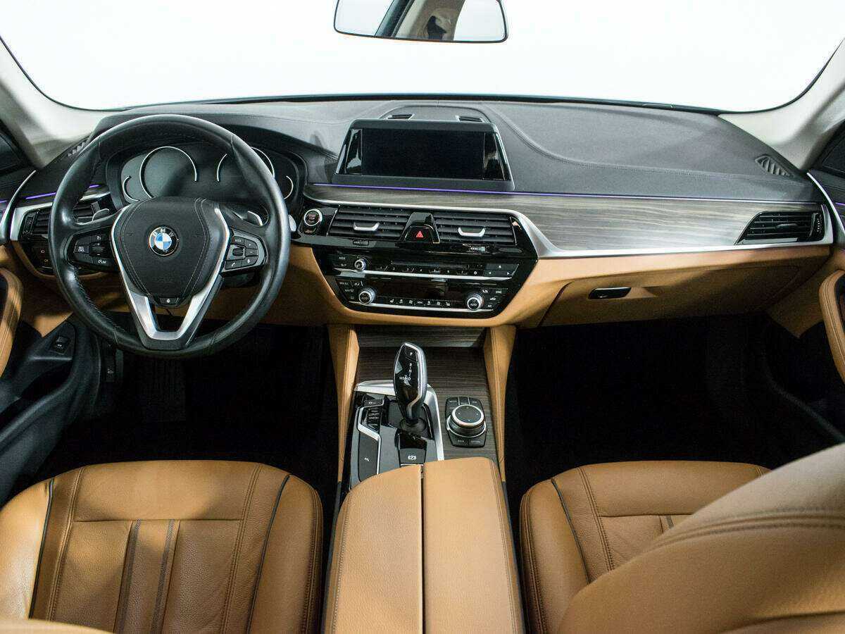 Купить BMW 5 серии с пробегом. Фото: #11