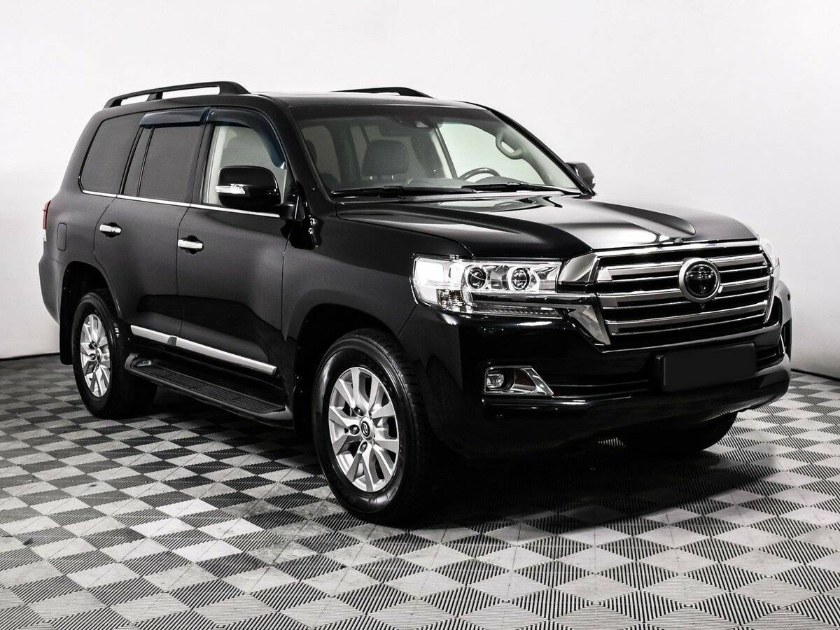 Купить Toyota Land Cruiser с пробегом. Фото: #2