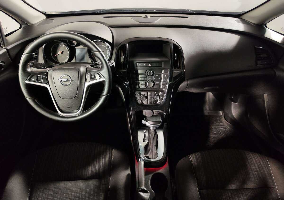 Купить Opel Astra с пробегом. Фото: #6
