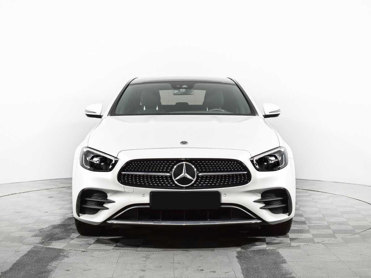 Купить Mercedes-Benz E-Класс с пробегом. Фото: #1