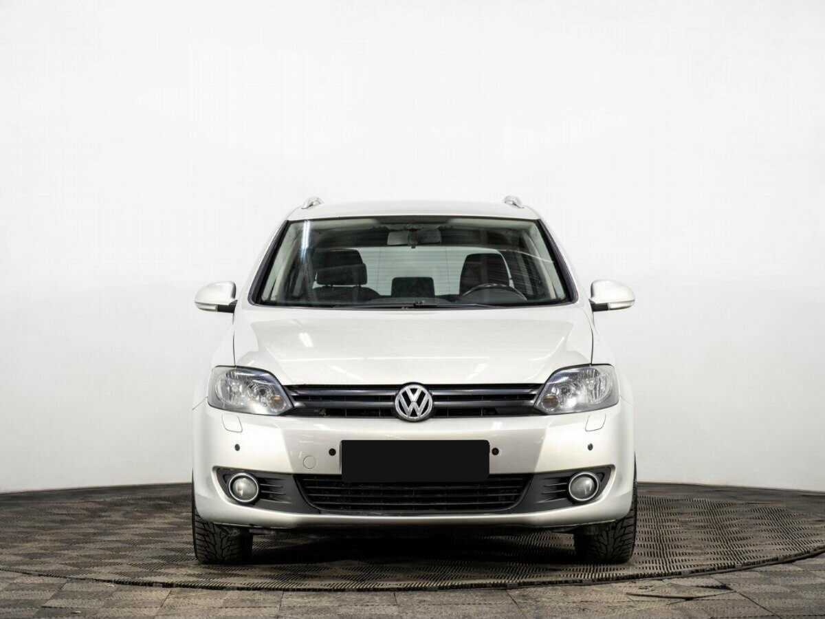 Купить Volkswagen Golf Plus с пробегом. Фото: #1