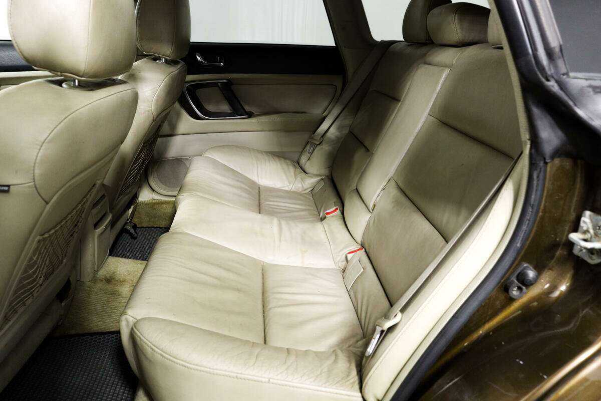 Купить Subaru Outback с пробегом. Фото: #11