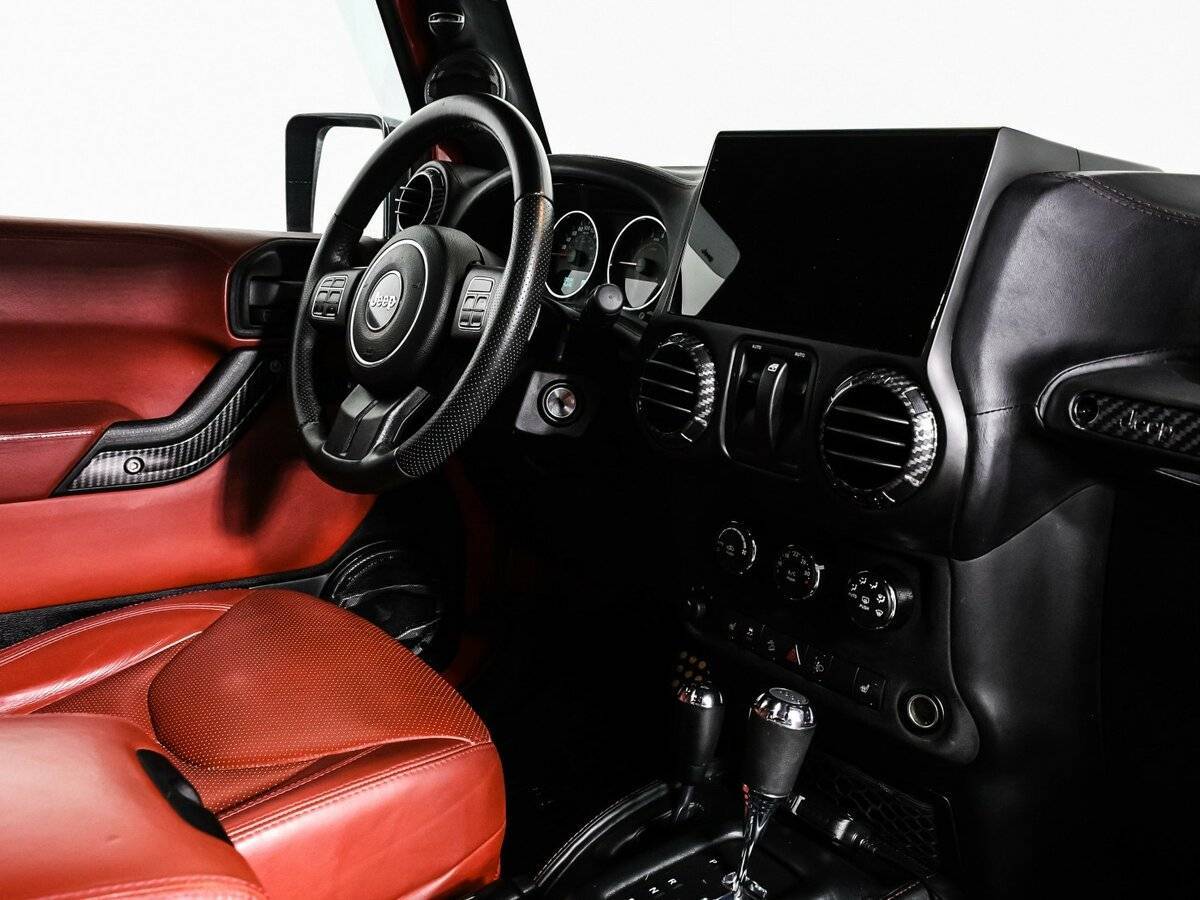 Купить Jeep Wrangler с пробегом. Фото: #8