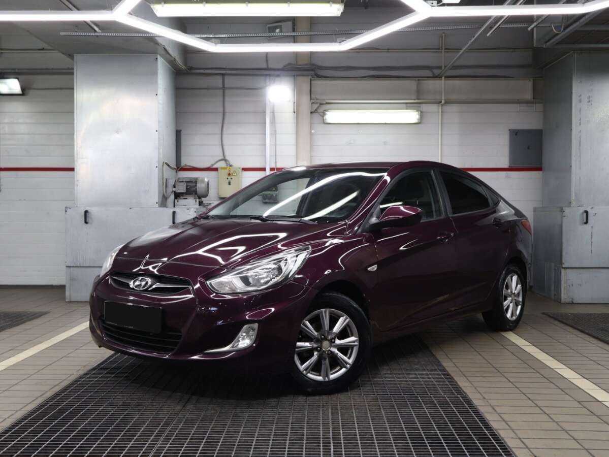 Купить Hyundai Solaris с пробегом. Фото: #0