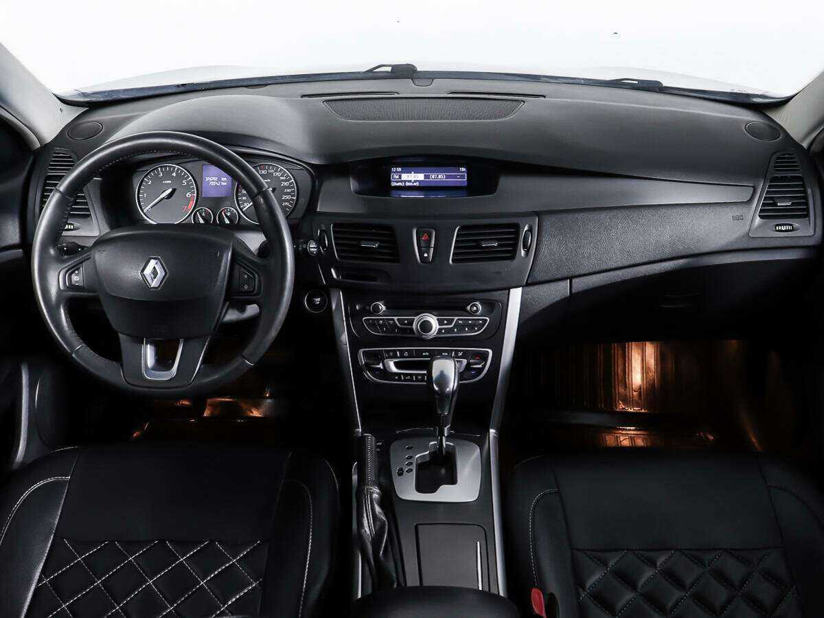 Купить Renault Latitude с пробегом. Фото: #10