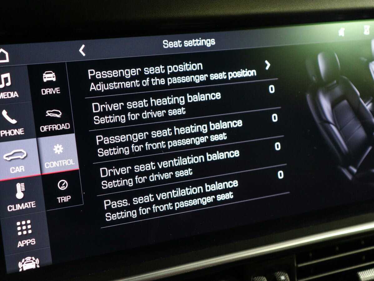 Купить Porsche Cayenne с пробегом. Фото: #25