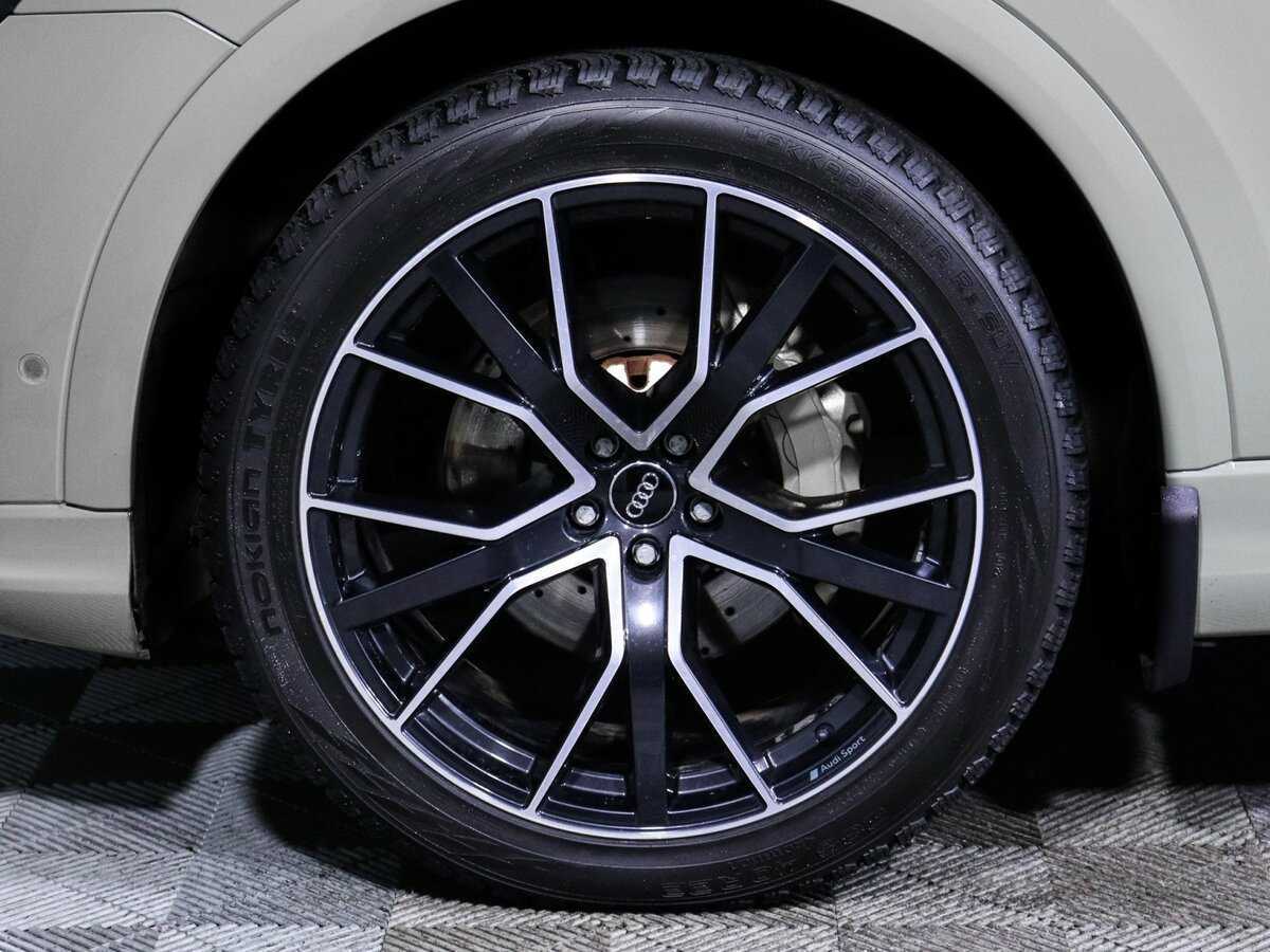 Купить Audi Q8 с пробегом. Фото: #11