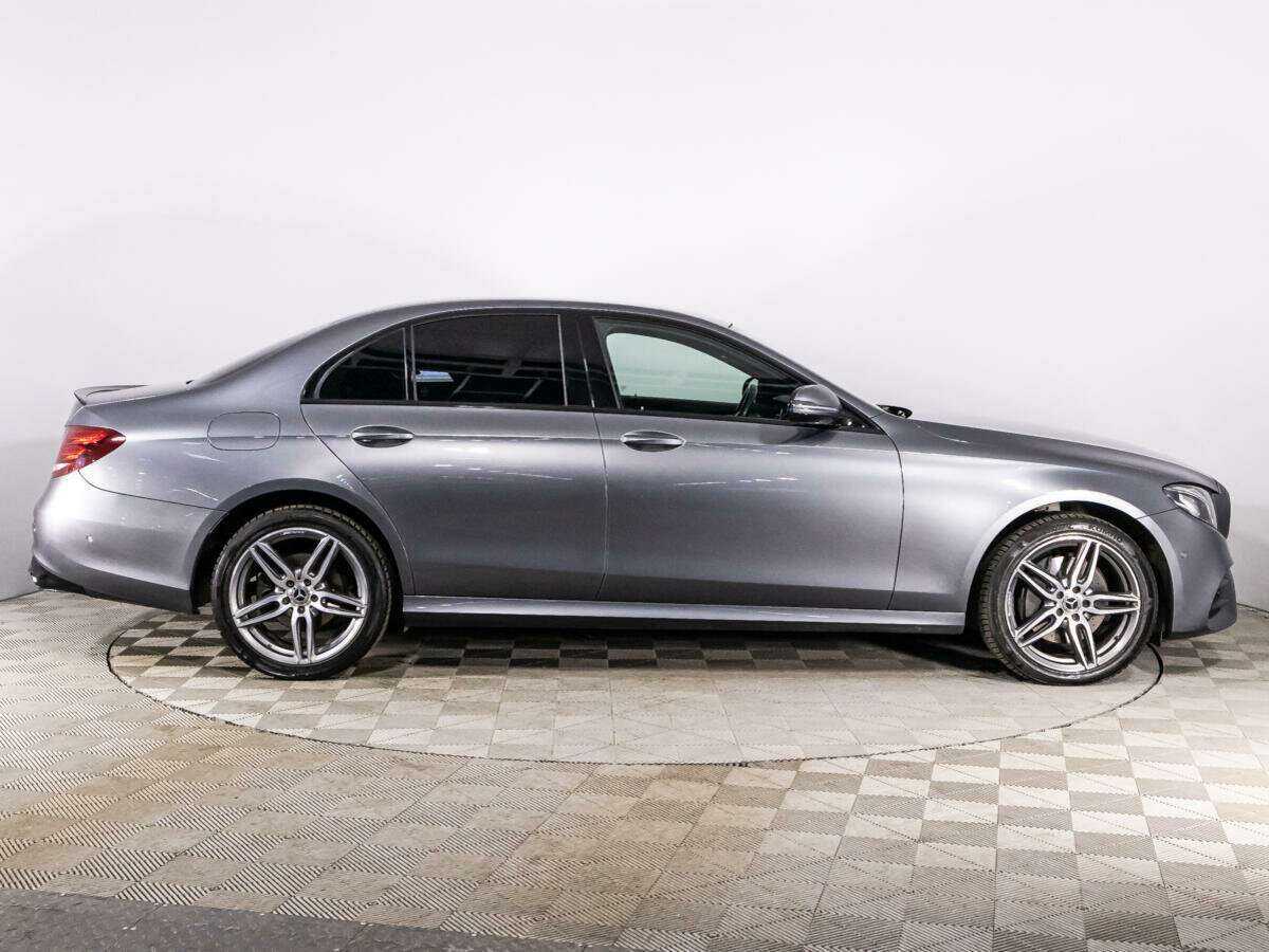 Купить Mercedes-Benz E-Класс с пробегом. Фото: #3