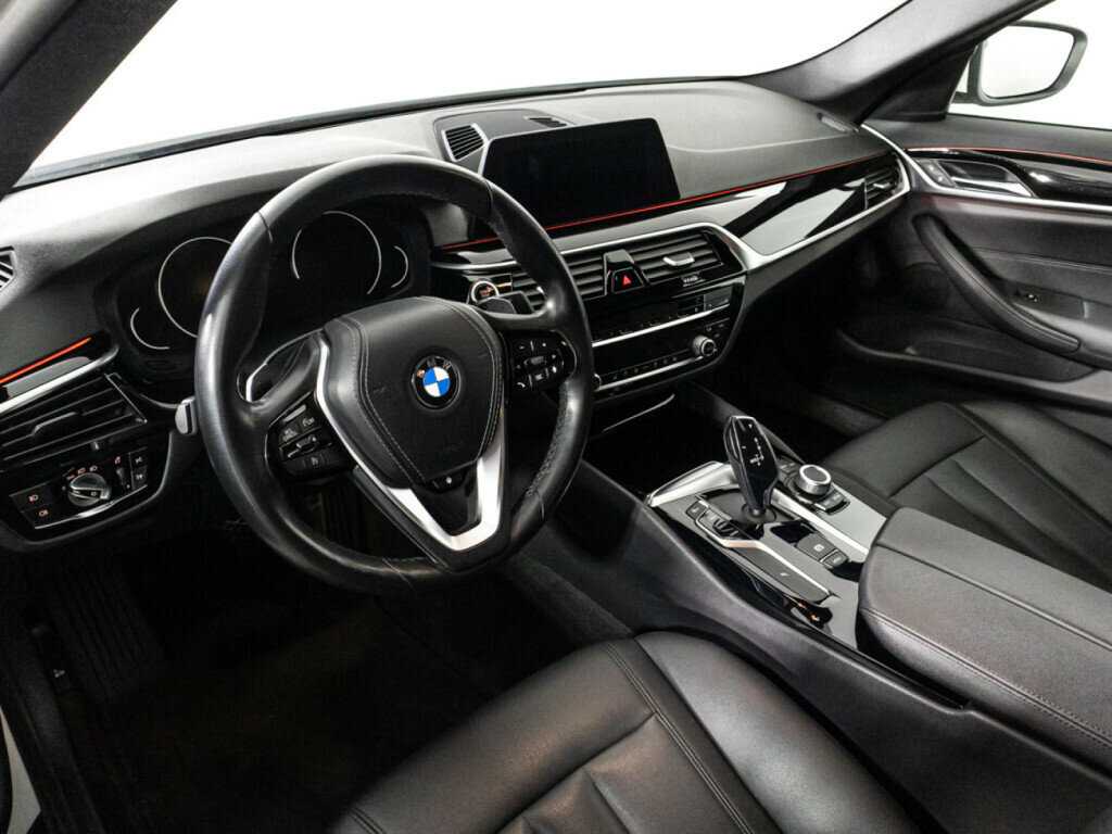 Купить BMW 5 серии с пробегом. Фото: #10