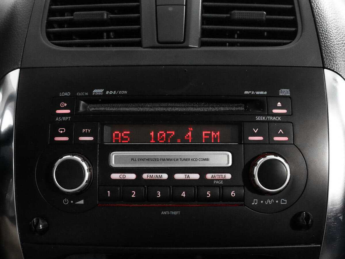 Купить Suzuki SX4 с пробегом. Фото: #13