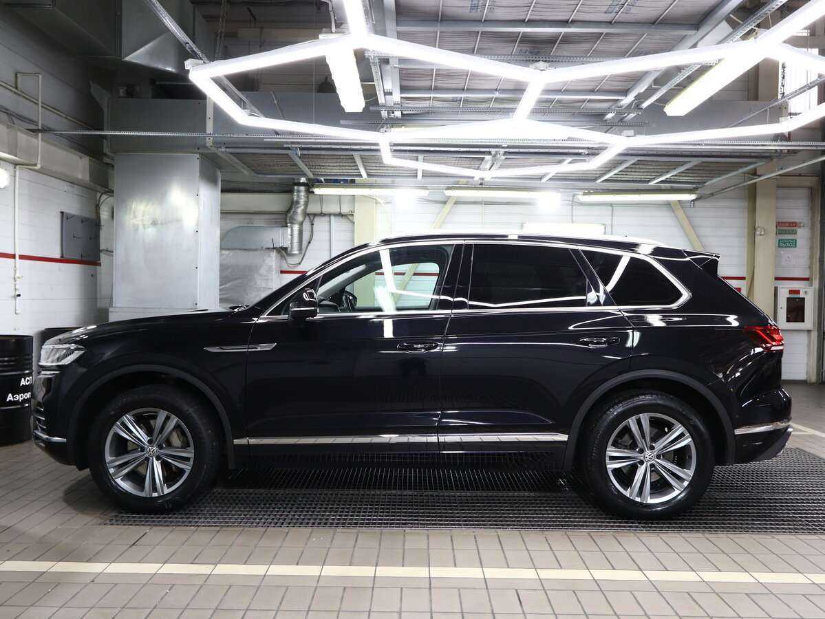 Купить Volkswagen Touareg с пробегом. Фото: #6