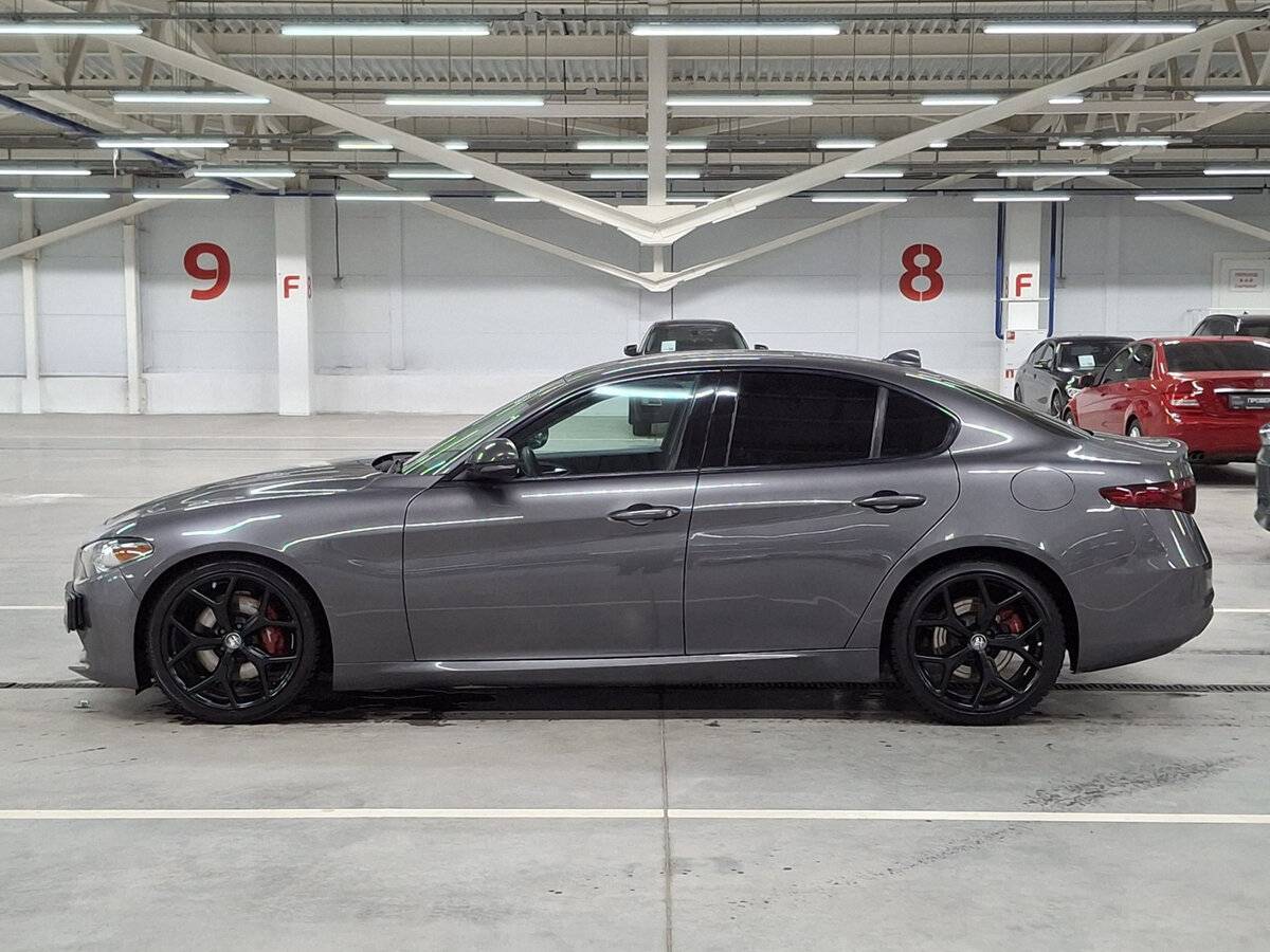 Купить Alfa Romeo Giulia с пробегом. Фото: #7