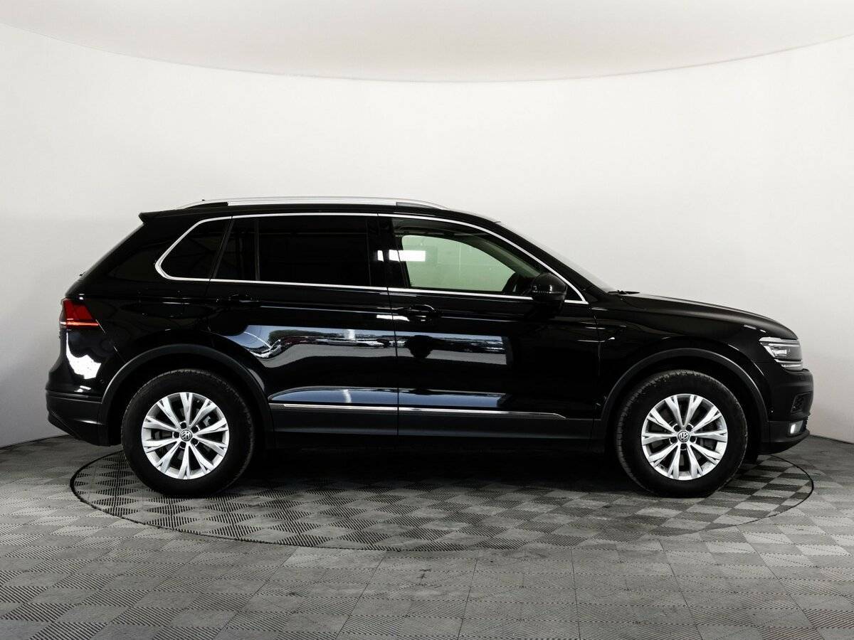 Купить Volkswagen Tiguan с пробегом. Фото: #3