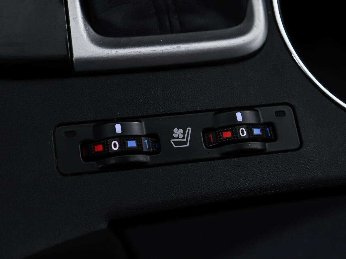 Купить Toyota Highlander с пробегом. Фото: #20