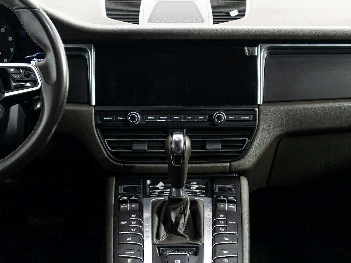 Купить Porsche Macan с пробегом. Фото: #12