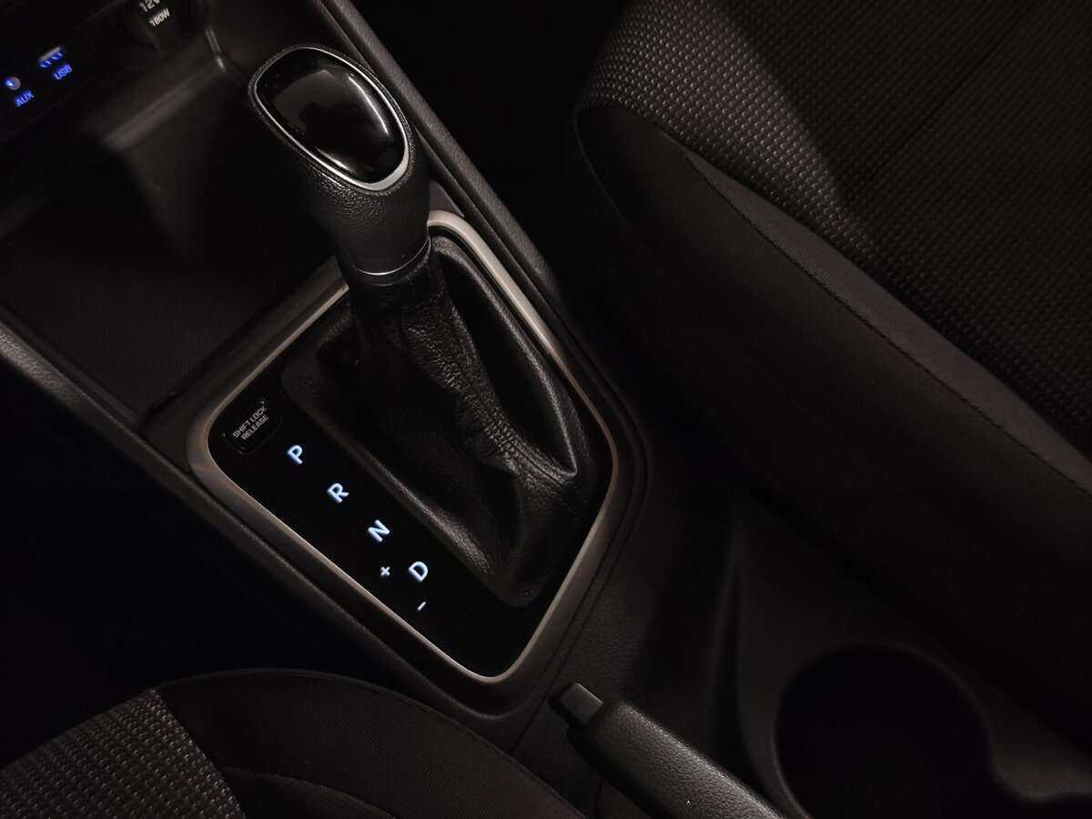 Купить Hyundai Solaris с пробегом. Фото: #13