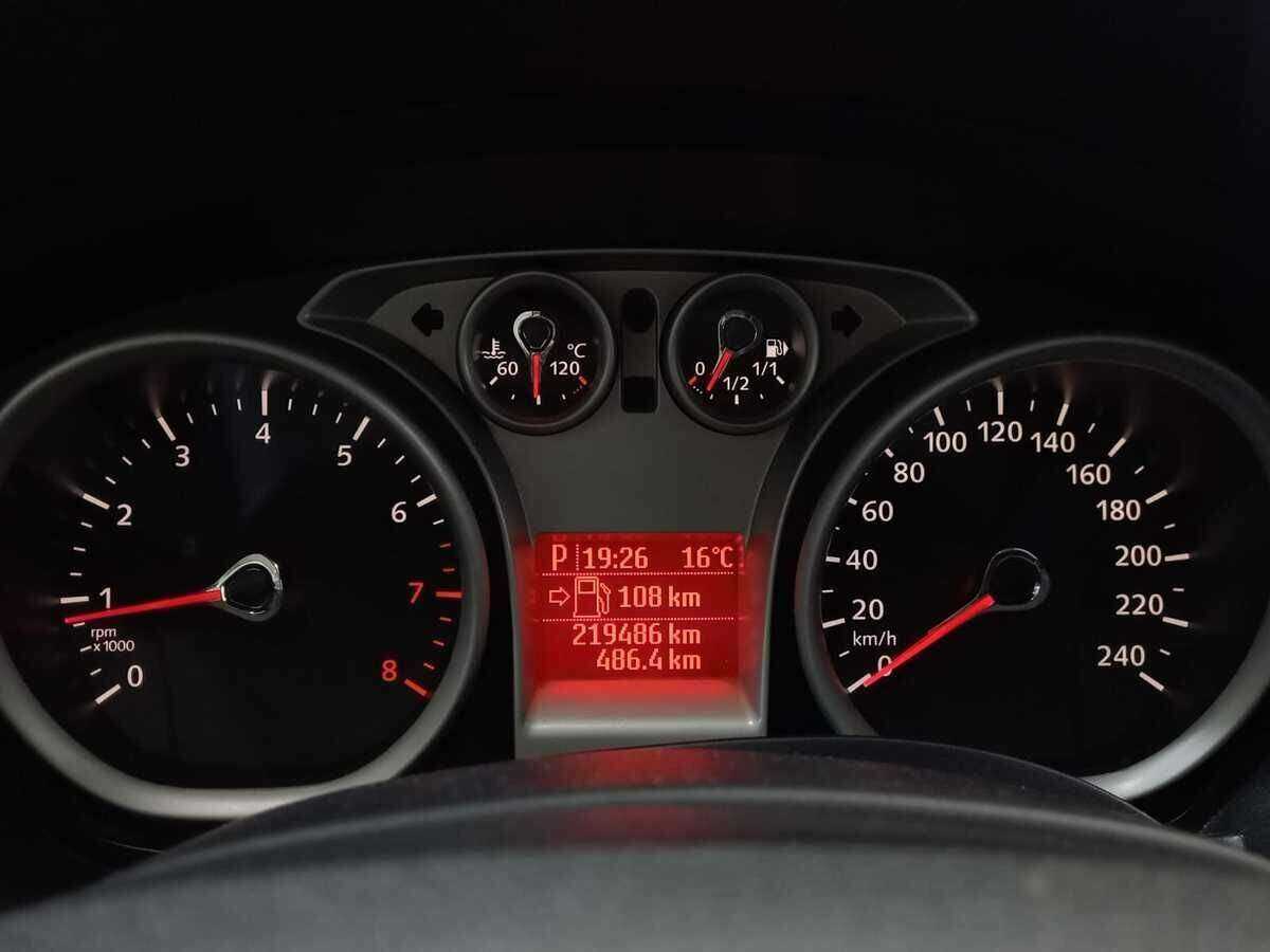 Купить Ford Focus с пробегом. Фото: #11